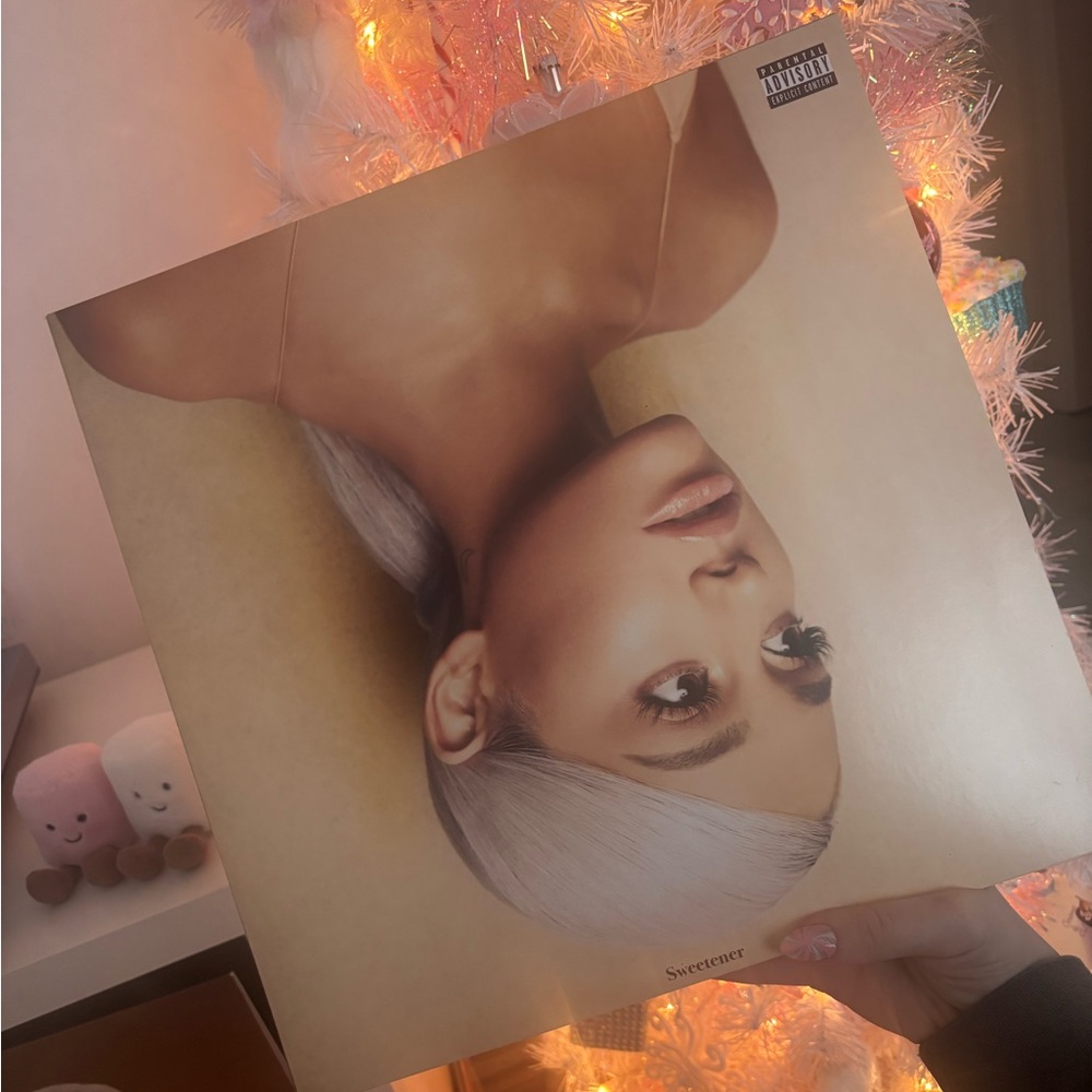 Ariana Grande Sweetener Vinyl